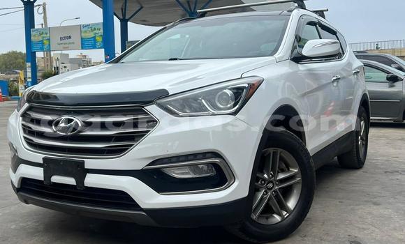 Dieundeu Occasion Hyundai Santa Fe White Auto in Dakar in Dakar Dieundeu Occasion Hyundai Santa Fe White Auto in Dakar in Dakar