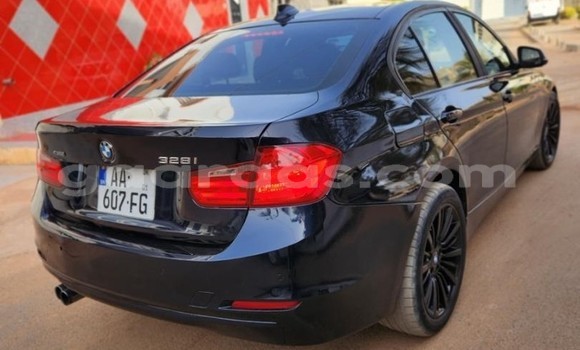 Buy Used BMW 3–Series Blue Car in Dakar in Dakar Buy Used BMW 3–Series Blue Car in Dakar in Dakar