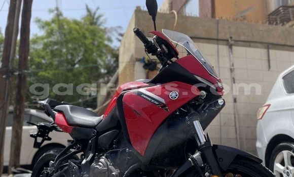 Buy Used Yamaha MT Red Bike in Dakar in Dakar Buy Used Yamaha MT Red Bike in Dakar in Dakar