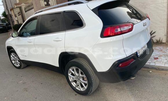 Dieundeu Occasion Jeep Cherokee White Auto in Dakar in Dakar Dieundeu Occasion Jeep Cherokee White Auto in Dakar in Dakar
