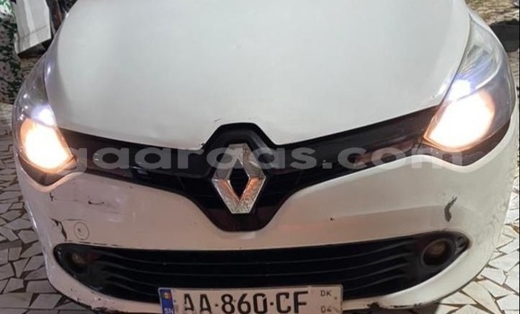 Dieundeu Occasion Renault Clio White Auto in Dakar in Dakar Dieundeu Occasion Renault Clio White Auto in Dakar in Dakar