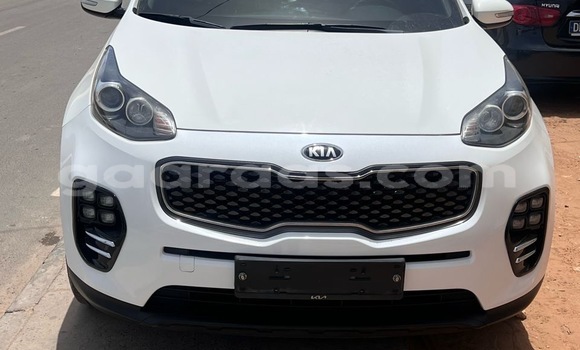 Dieundeu Imported Kia Sportage White Auto in Dakar in Dakar Dieundeu Imported Kia Sportage White Auto in Dakar in Dakar