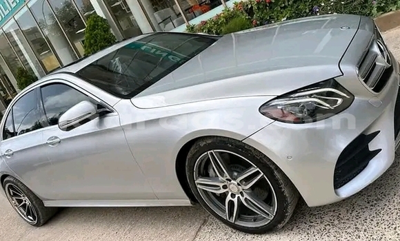 Acheter Occasion Voiture Mercedes-Benz E200 Other à Dakar, Dakar