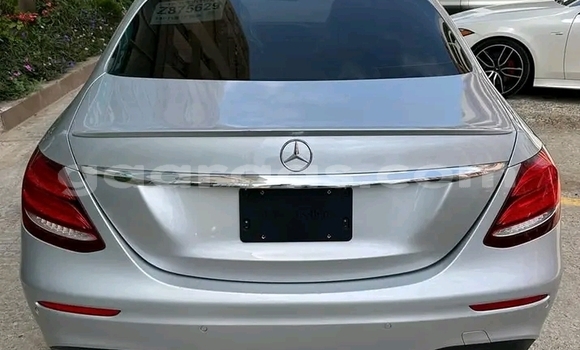 Dieundeu Occasion Mercedes-Benz E200 Other Auto in Dakar in Dakar Dieundeu Occasion Mercedes-Benz E200 Other Auto in Dakar in Dakar