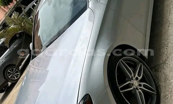 Dieundeu Occasion Mercedes-Benz E200 Other Auto in Dakar in Dakar Dieundeu Occasion Mercedes-Benz E200 Other Auto in Dakar in Dakar