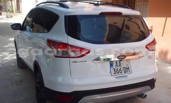 Acheter Occasion Voiture Ford Escape Blanc à Dakar, Dakar Acheter Occasion Voiture Ford Escape Blanc à Dakar, Dakar