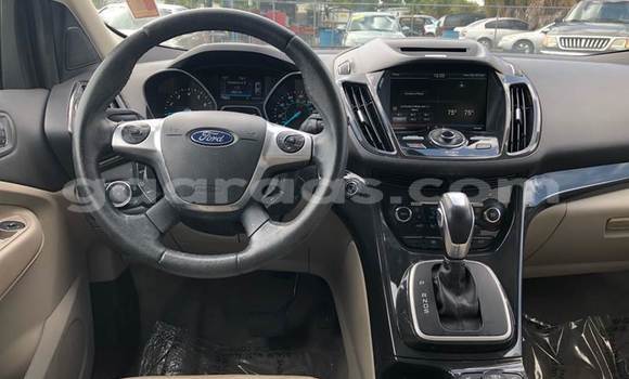 Acheter Occasion Voiture Ford Escape Beige à Dakar, Dakar Acheter Occasion Voiture Ford Escape Beige à Dakar, Dakar