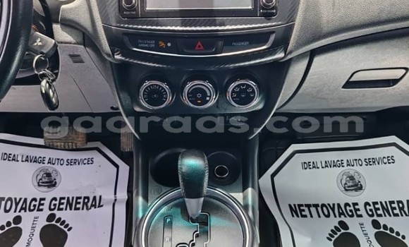 Acheter Occasion Voiture Mitsubishi RVR Blanc à Dakar, Dakar Acheter Occasion Voiture Mitsubishi RVR Blanc à Dakar, Dakar