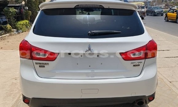 Acheter Occasion Voiture Mitsubishi RVR Blanc à Dakar, Dakar Acheter Occasion Voiture Mitsubishi RVR Blanc à Dakar, Dakar