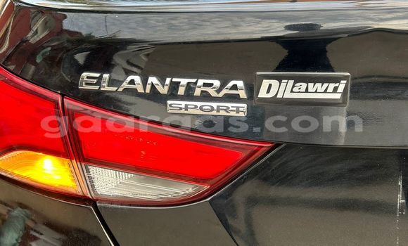 Acheter Occasion Voiture Hyundai Elantra Noir à Dahra, Louga Acheter Occasion Voiture Hyundai Elantra Noir à Dahra, Louga