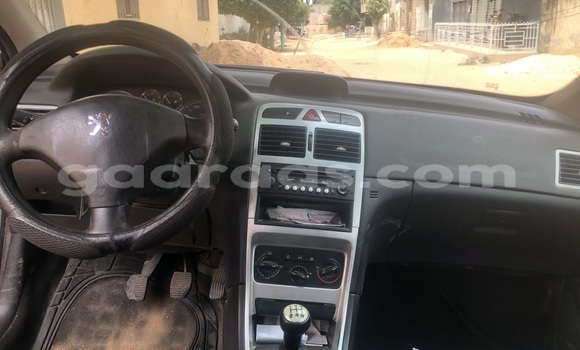 Acheter Occasion Voiture Peugeot 307 Gris à Thiès, Région de Thiès Acheter Occasion Voiture Peugeot 307 Gris à Thiès, Région de Thiès