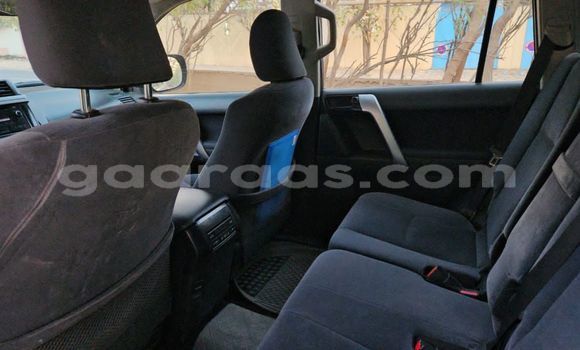 Dieundeu Occasion Toyota Prado Silver Auto in Dakar in Dakar Dieundeu Occasion Toyota Prado Silver Auto in Dakar in Dakar