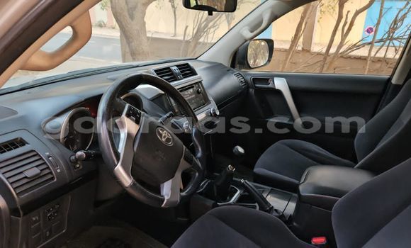 Dieundeu Occasion Toyota Prado Silver Auto in Dakar in Dakar Dieundeu Occasion Toyota Prado Silver Auto in Dakar in Dakar