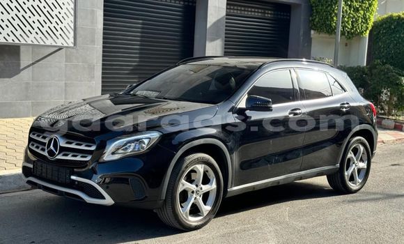 Acheter Import Voiture Mercedes‒Benz GLA-klasse Noir à Dakar, Dakar Acheter Import Voiture Mercedes‒Benz GLA-klasse Noir à Dakar, Dakar