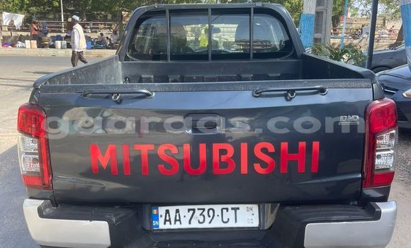 Acheter Occasion Voiture Mitsubishi L200 Bleu à Dakar, Dakar Acheter Occasion Voiture Mitsubishi L200 Bleu à Dakar, Dakar