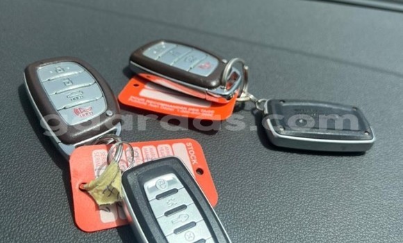 Dieundeu Occasion Hyundai Elantra Blue Auto in Dakar in Dakar Dieundeu Occasion Hyundai Elantra Blue Auto in Dakar in Dakar