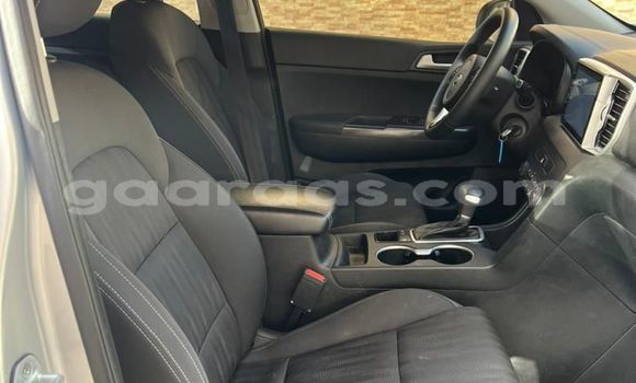 Dieundeu Occasion Kia Sportage Silver Auto in Dakar in Dakar Dieundeu Occasion Kia Sportage Silver Auto in Dakar in Dakar