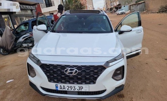 Buy Used Hyundai Santa Fe White Car in Rufisque in Dakar Buy Used Hyundai Santa Fe White Car in Rufisque in Dakar