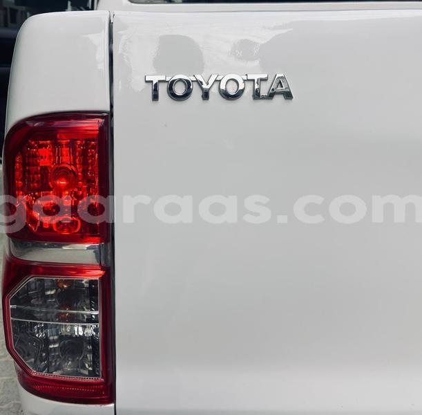 Big with watermark toyota hilux dakar dakar 18961