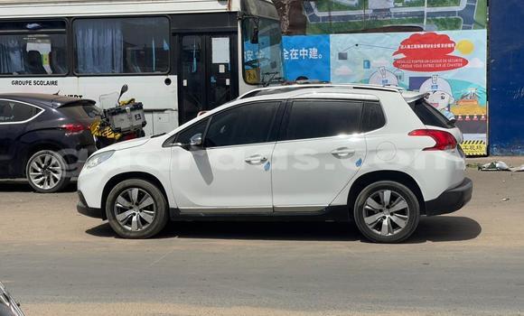 Buy Import Peugeot 2008 White Car in Dakar in Dakar Buy Import Peugeot 2008 White Car in Dakar in Dakar