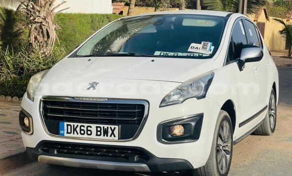Buy Import Peugeot 3008 White Car in Dakar in Dakar Buy Import Peugeot 3008 White Car in Dakar in Dakar