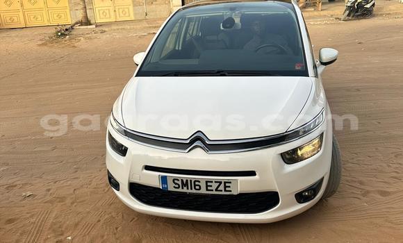 Dieundeu Imported Citroen C4 Picasso White Auto in Dakar in Dakar Dieundeu Imported Citroen C4 Picasso White Auto in Dakar in Dakar