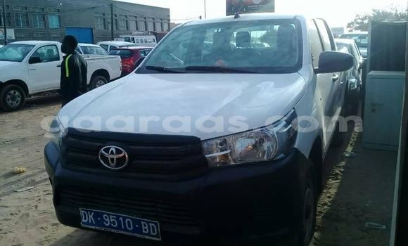 Acheter Occasion Voiture Toyota Hilux Blanc à Dakar, Dakar Acheter Occasion Voiture Toyota Hilux Blanc à Dakar, Dakar