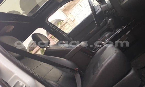 Dieundeu Occasion Ford Escape White Auto in Dakar in Dakar Dieundeu Occasion Ford Escape White Auto in Dakar in Dakar