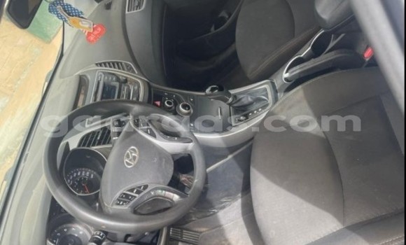 Dieundeu Occasion Hyundai Elantra Silver Auto in Dakar in Dakar Dieundeu Occasion Hyundai Elantra Silver Auto in Dakar in Dakar