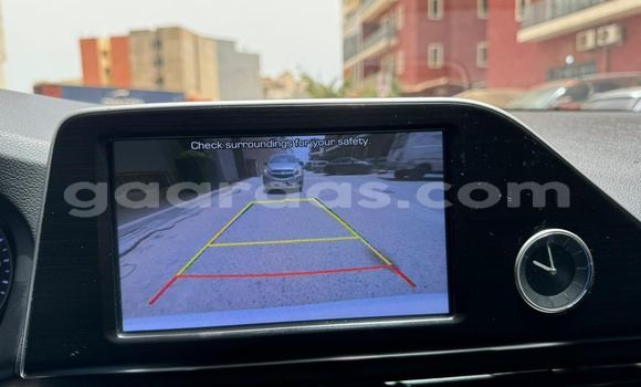 Buy Used Hyundai Grandeur White Car in Dakar in Dakar Buy Used Hyundai Grandeur White Car in Dakar in Dakar