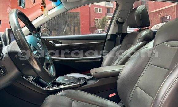 Buy Used Hyundai Grandeur White Car in Dakar in Dakar Buy Used Hyundai Grandeur White Car in Dakar in Dakar