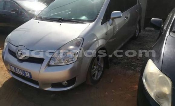 Dieundeu Occasion Toyota Verso Silver Auto in Dakar in Dakar Dieundeu Occasion Toyota Verso Silver Auto in Dakar in Dakar