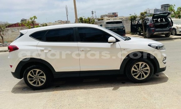 Acheter Occasion Voiture Hyundai Tucson Blanc à Dakar, Dakar Acheter Occasion Voiture Hyundai Tucson Blanc à Dakar, Dakar