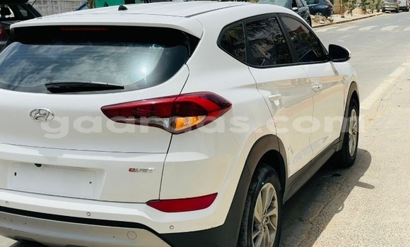 Acheter Occasion Voiture Hyundai Tucson Blanc à Dakar, Dakar Acheter Occasion Voiture Hyundai Tucson Blanc à Dakar, Dakar