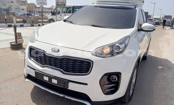 Acheter Occasion Voiture Kia Sportage Blanc à Dakar, Dakar Acheter Occasion Voiture Kia Sportage Blanc à Dakar, Dakar