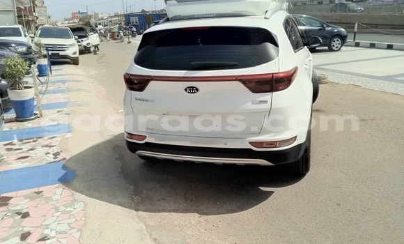 Acheter Occasion Voiture Kia Sportage Blanc à Dakar, Dakar Acheter Occasion Voiture Kia Sportage Blanc à Dakar, Dakar