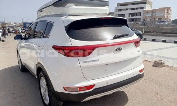 Acheter Occasion Voiture Kia Sportage Blanc à Dakar, Dakar Acheter Occasion Voiture Kia Sportage Blanc à Dakar, Dakar