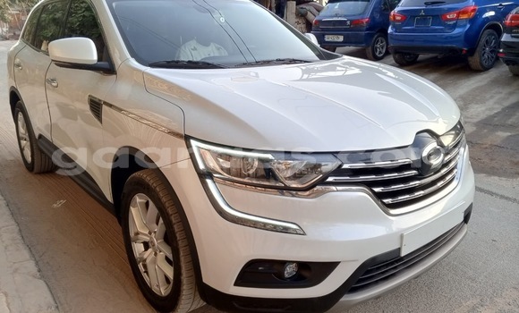 Acheter Occasion Voiture Renault Samsung QM6 Blanc à Dakar, Dakar Acheter Occasion Voiture Renault Samsung QM6 Blanc à Dakar, Dakar