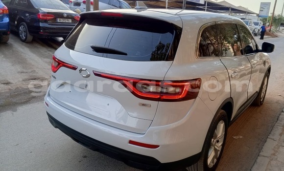 Acheter Occasion Voiture Renault Samsung QM6 Blanc à Dakar, Dakar Acheter Occasion Voiture Renault Samsung QM6 Blanc à Dakar, Dakar