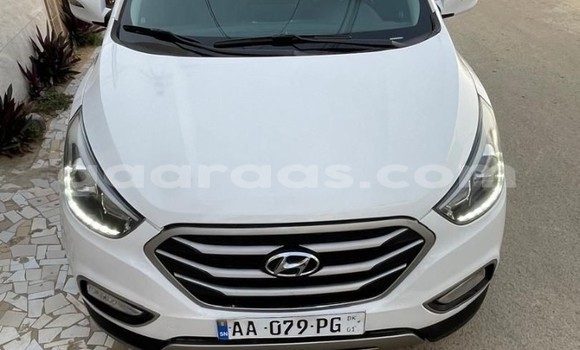 Buy Used Hyundai Tucson White Car in Dakar in Dakar Buy Used Hyundai Tucson White Car in Dakar in Dakar