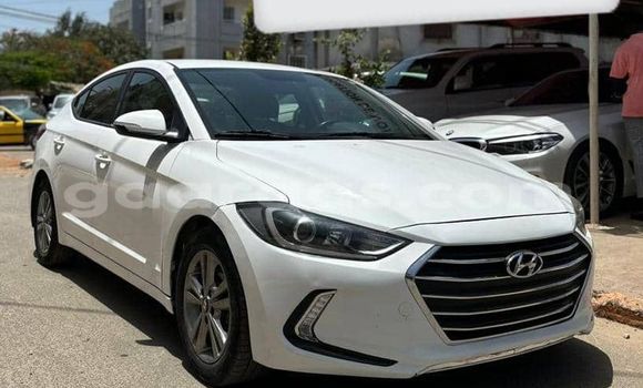 Acheter Import Voiture Hyundai Elantra Blanc à Dakar, Dakar Acheter Import Voiture Hyundai Elantra Blanc à Dakar, Dakar