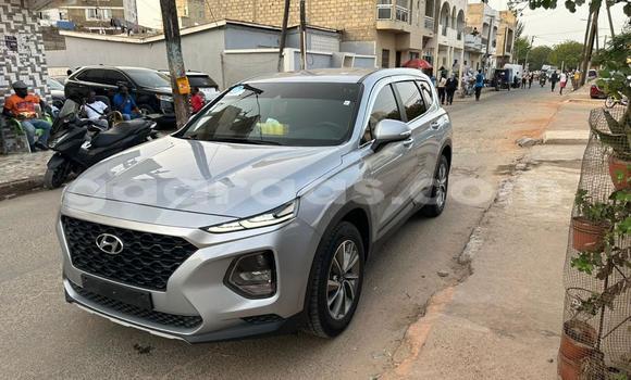 Buy Import Hyundai Santa Fe Silver Car in Dakar in Dakar Buy Import Hyundai Santa Fe Silver Car in Dakar in Dakar