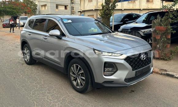 Buy Import Hyundai Santa Fe Silver Car in Dakar in Dakar Buy Import Hyundai Santa Fe Silver Car in Dakar in Dakar