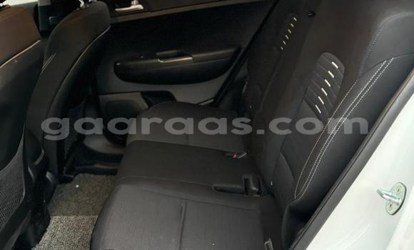 Acheter Import Voiture Kia Sportage Blanc à Dakar, Dakar Acheter Import Voiture Kia Sportage Blanc à Dakar, Dakar