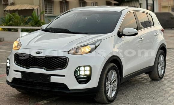 Acheter Import Voiture Kia Sportage Blanc à Dakar, Dakar Acheter Import Voiture Kia Sportage Blanc à Dakar, Dakar