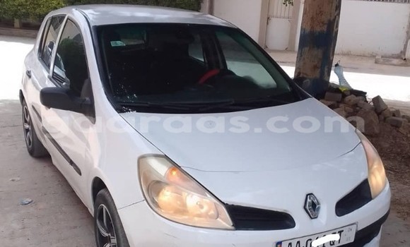 Acheter Occasion Voiture Renault Clio Blanc à Dakar, Dakar Acheter Occasion Voiture Renault Clio Blanc à Dakar, Dakar