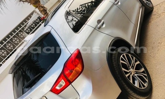 Acheter Occasion Voiture Mitsubishi Outlander Gris à Dakar, Dakar Acheter Occasion Voiture Mitsubishi Outlander Gris à Dakar, Dakar