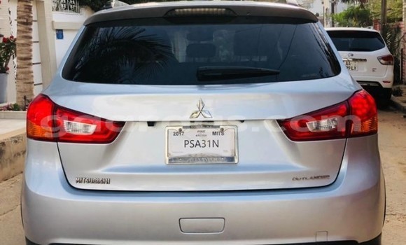 Acheter Occasion Voiture Mitsubishi Outlander Gris à Dakar, Dakar Acheter Occasion Voiture Mitsubishi Outlander Gris à Dakar, Dakar