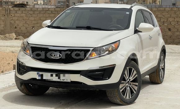 Acheter Occasion Voiture Kia Sportage Blanc à Dakar, Dakar Acheter Occasion Voiture Kia Sportage Blanc à Dakar, Dakar