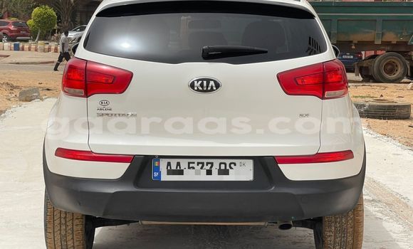 Acheter Occasion Voiture Kia Sportage Blanc à Dakar, Dakar Acheter Occasion Voiture Kia Sportage Blanc à Dakar, Dakar